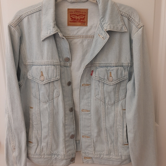 Levi's Classic Light Blue Jean Jacket - Picture 1 of 5
